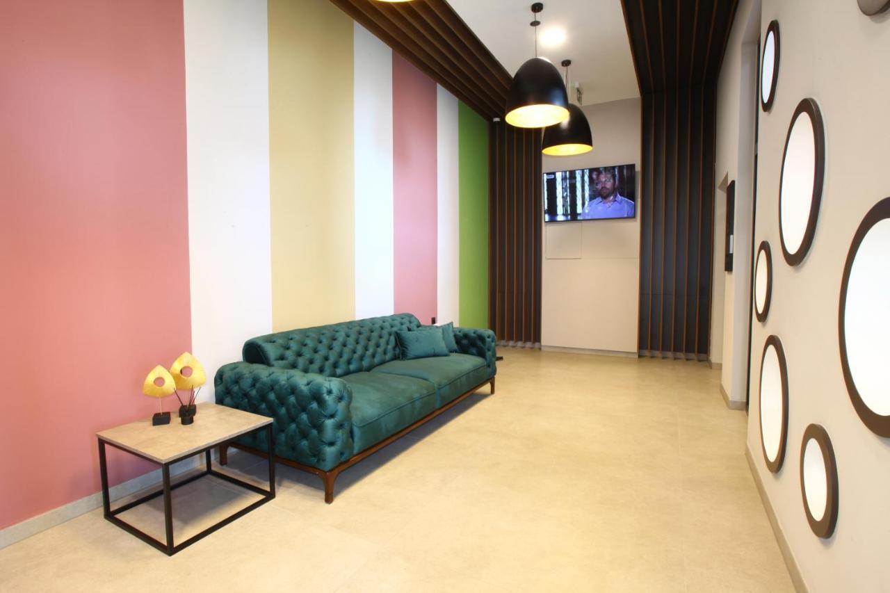 Hotel Etna Gracanica  ภายนอก รูปภาพ